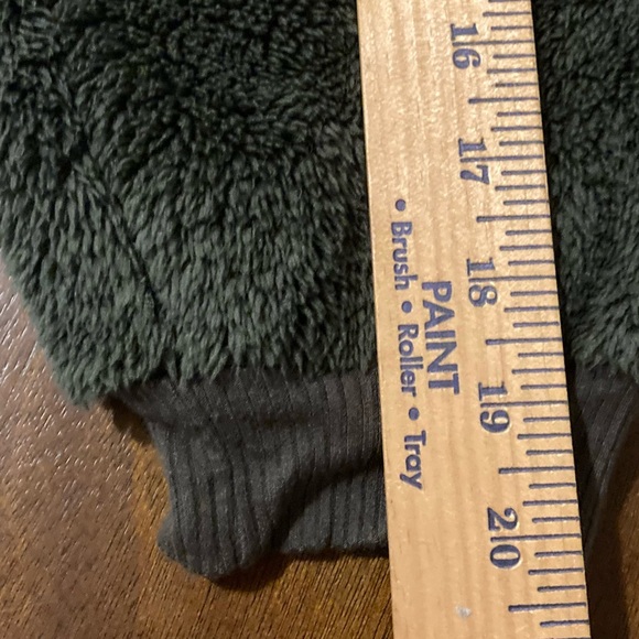 Ladies Size Large Cherish Pullover Green Thick Sweater With Pockets - Picture 13 of 16